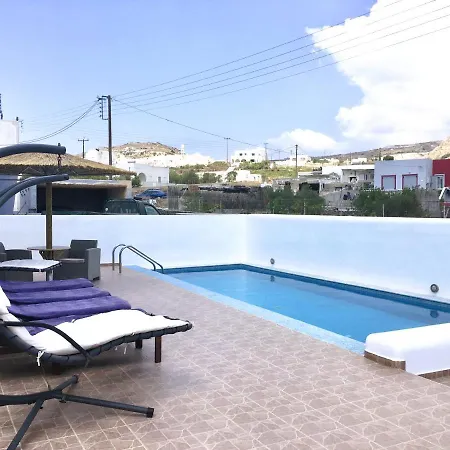 Nirvana Fira (Santorini)